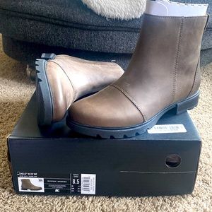 Emelie 111 Zip WP ankle boot